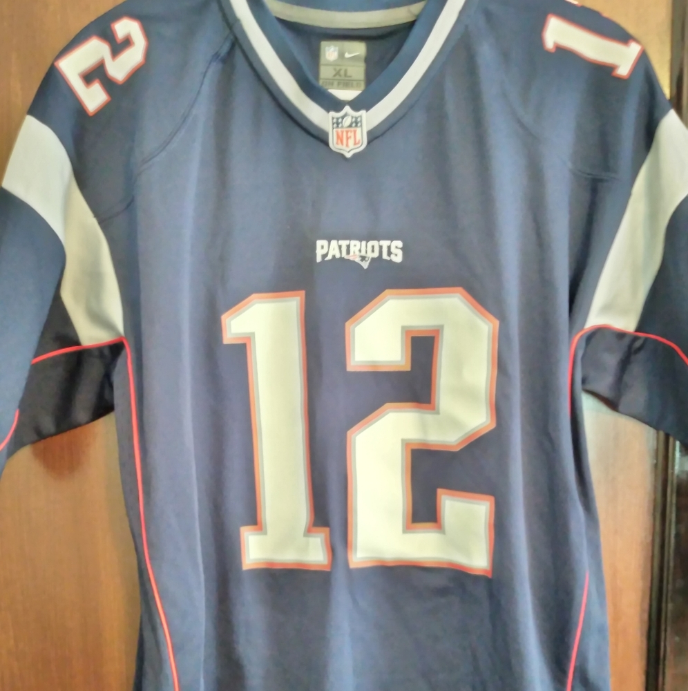 NFL shirt NWT